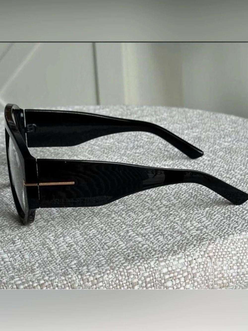 Black Aviator Sunglasses with Gold Accent